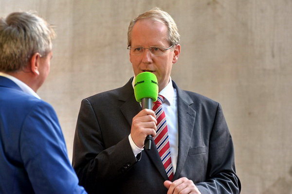 100J_Stadthalle   015.jpg